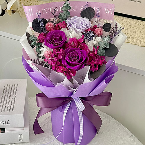 永生花：紫色小花束