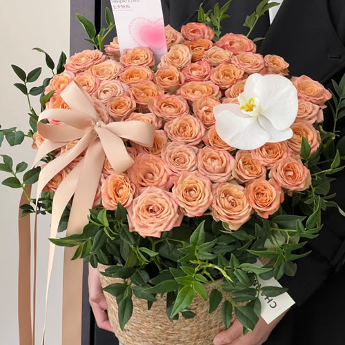 鲜花：与你相遇 52枝卡布奇诺